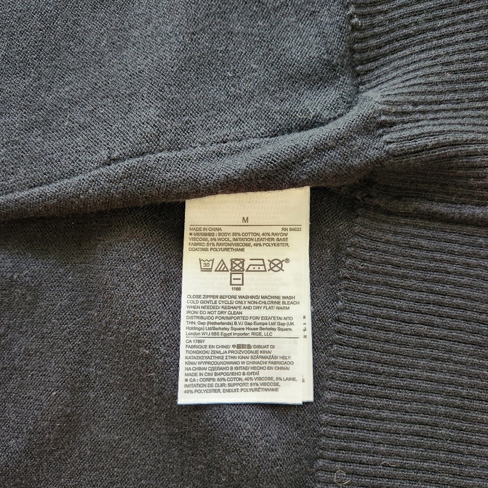 Stylish Banana Republic Long Zip Up Sweater Black Pockets w/ Leather Look Medium - Picture 5 of 9